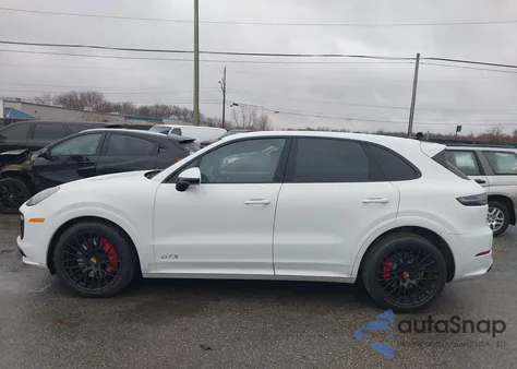2021 Porsche Cayenne Gts z USA, uszkodzony, nr VIN WP1AG2AY9MDA34306